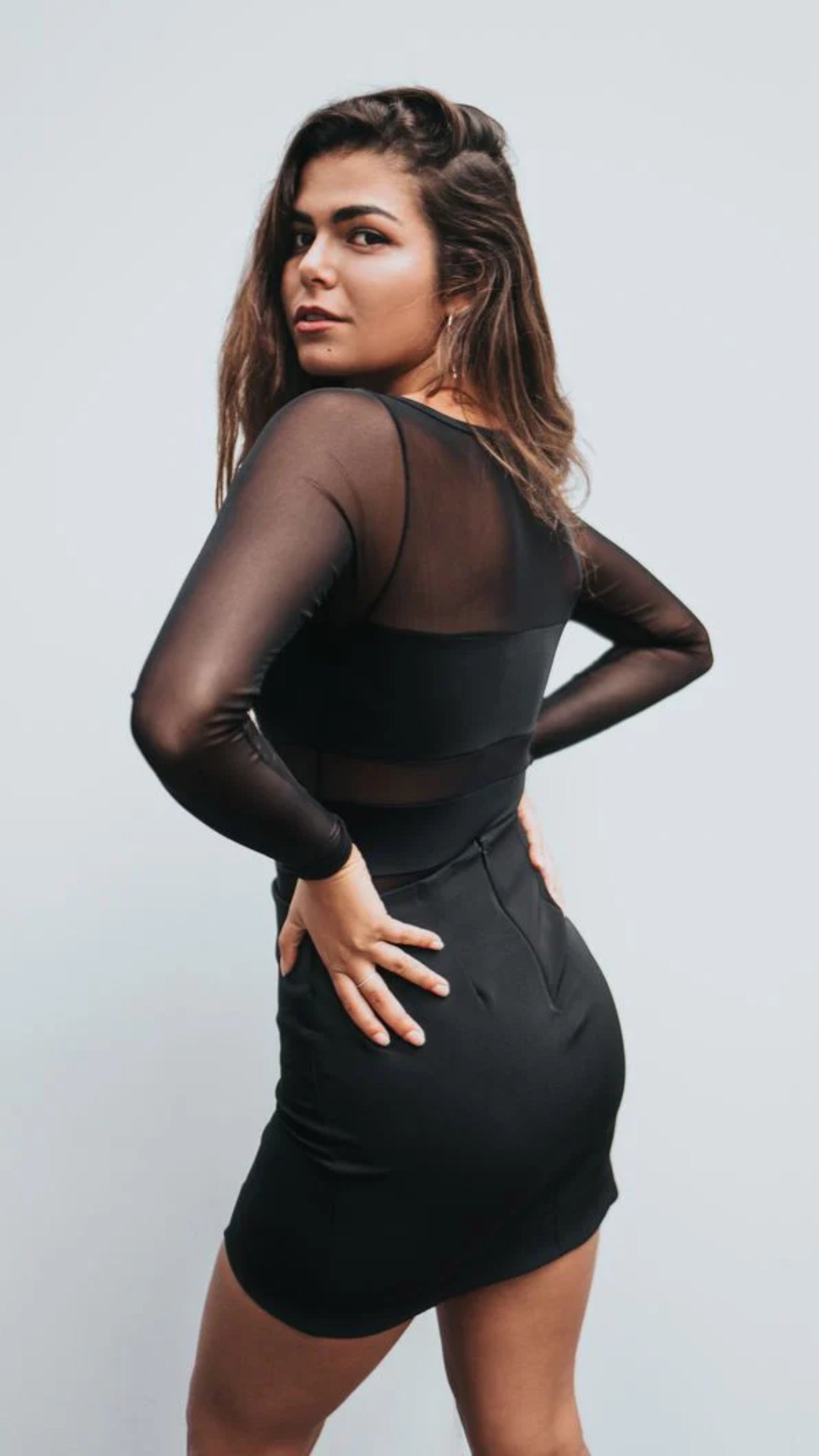 SAIA FENDA ALFAIATARIA PRETA