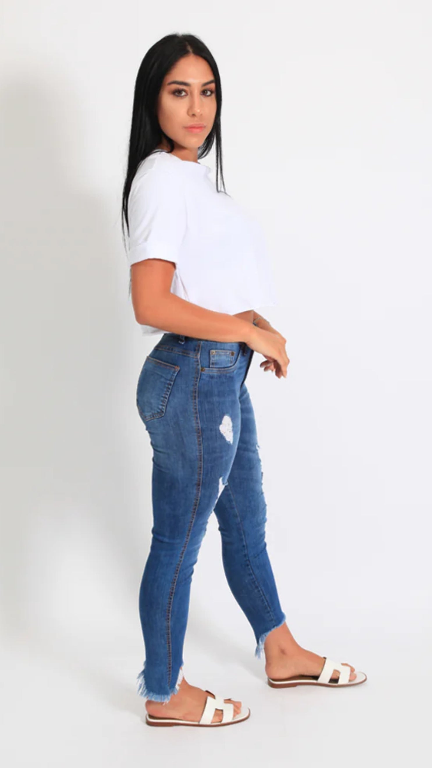 CALÇA JEANS CAPRI BARRA RECORTE
