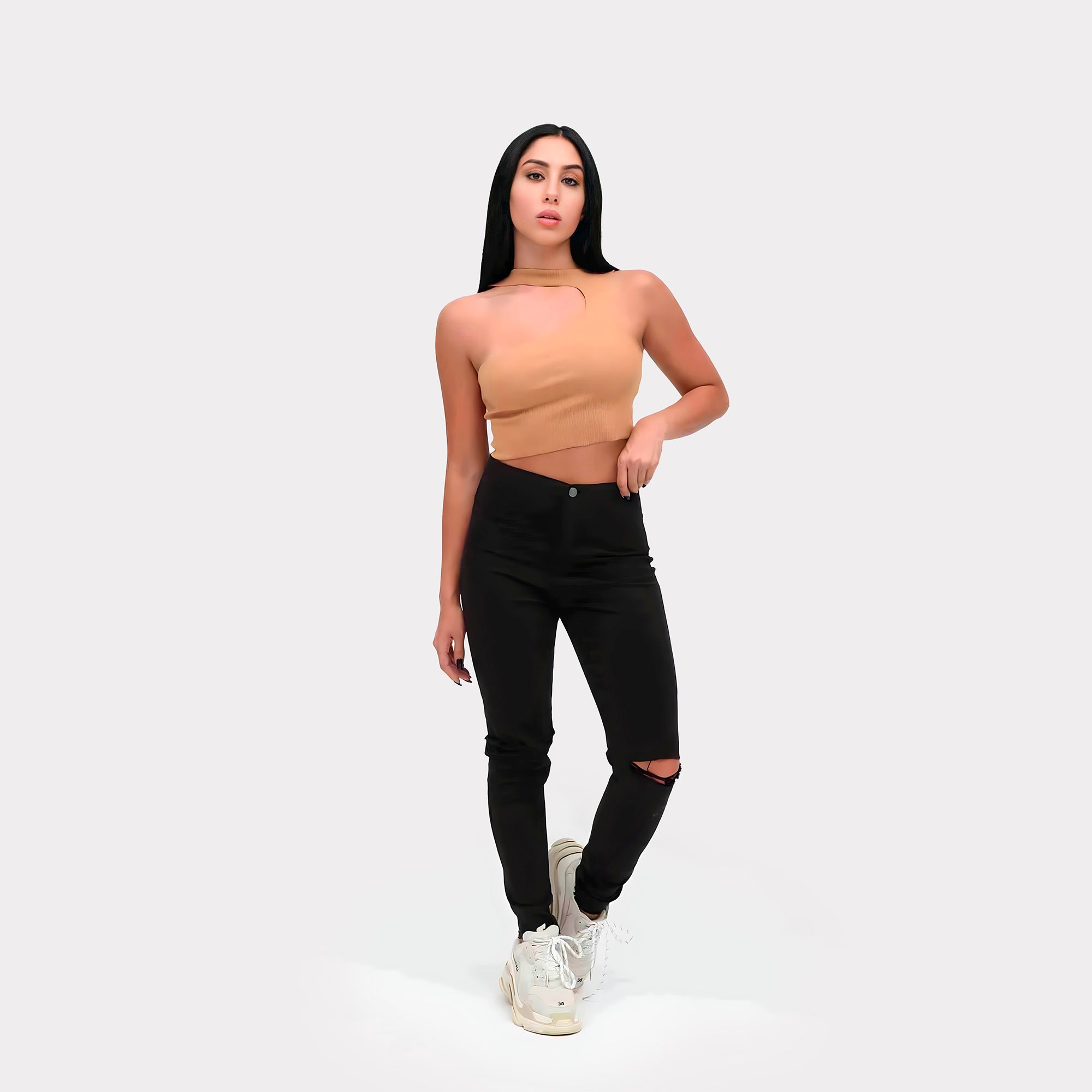CROPPED SHOW OFF NUDE