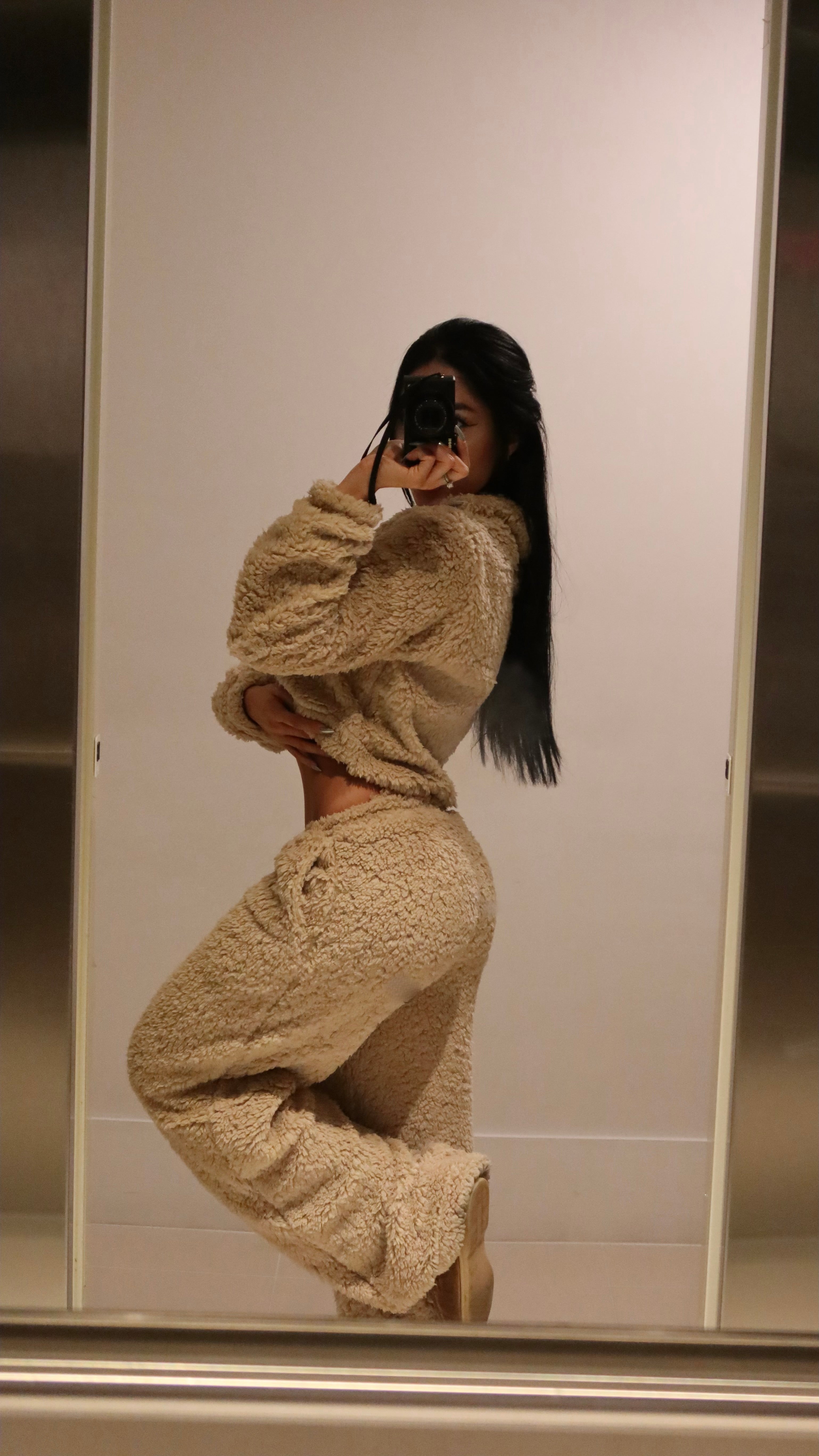 CALÇA DE PELO SHERPA BEGE