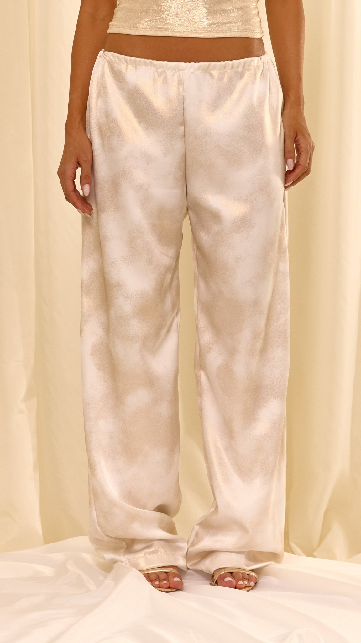 CALÇA CETIM GOLDEN SKY