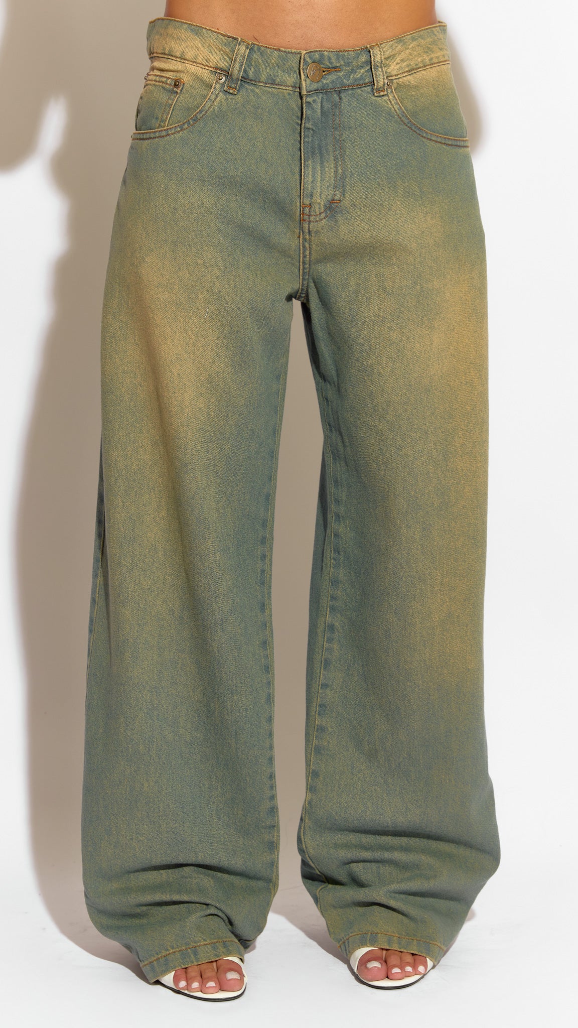 CALÇA JEANS OVERSIZED PISTACHIO