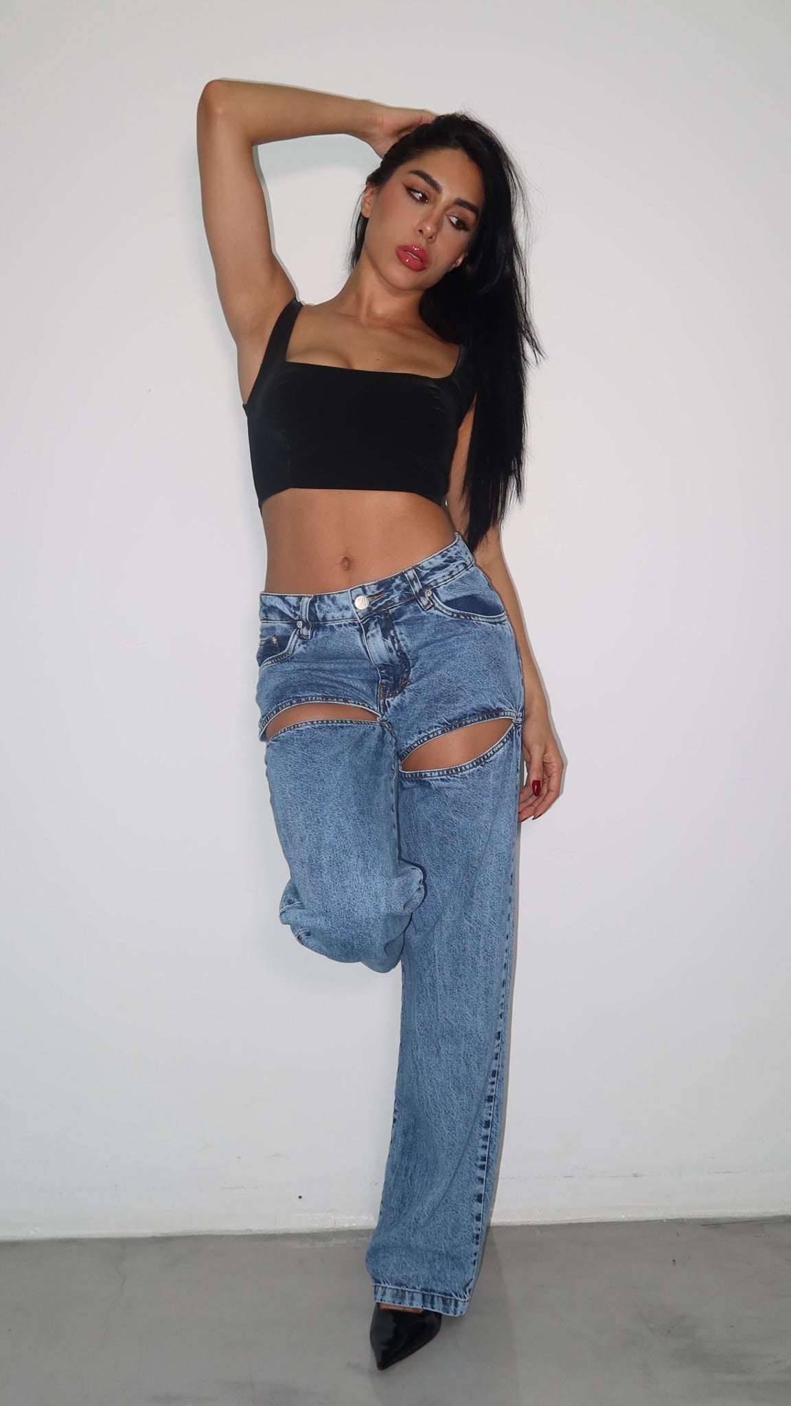 CALÇA JEANS CUT OUT