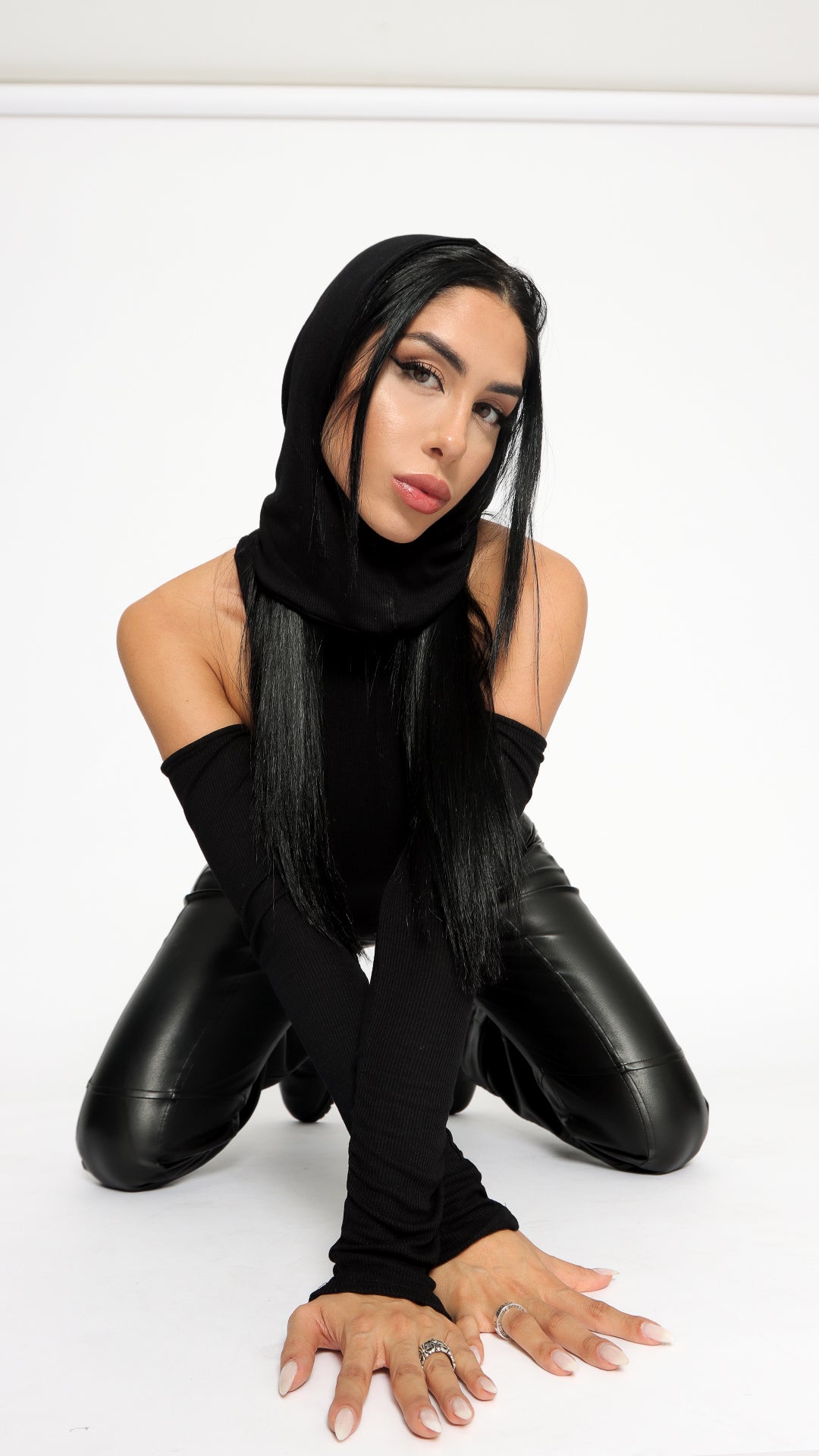 CROPPED GANGSTER PRETO