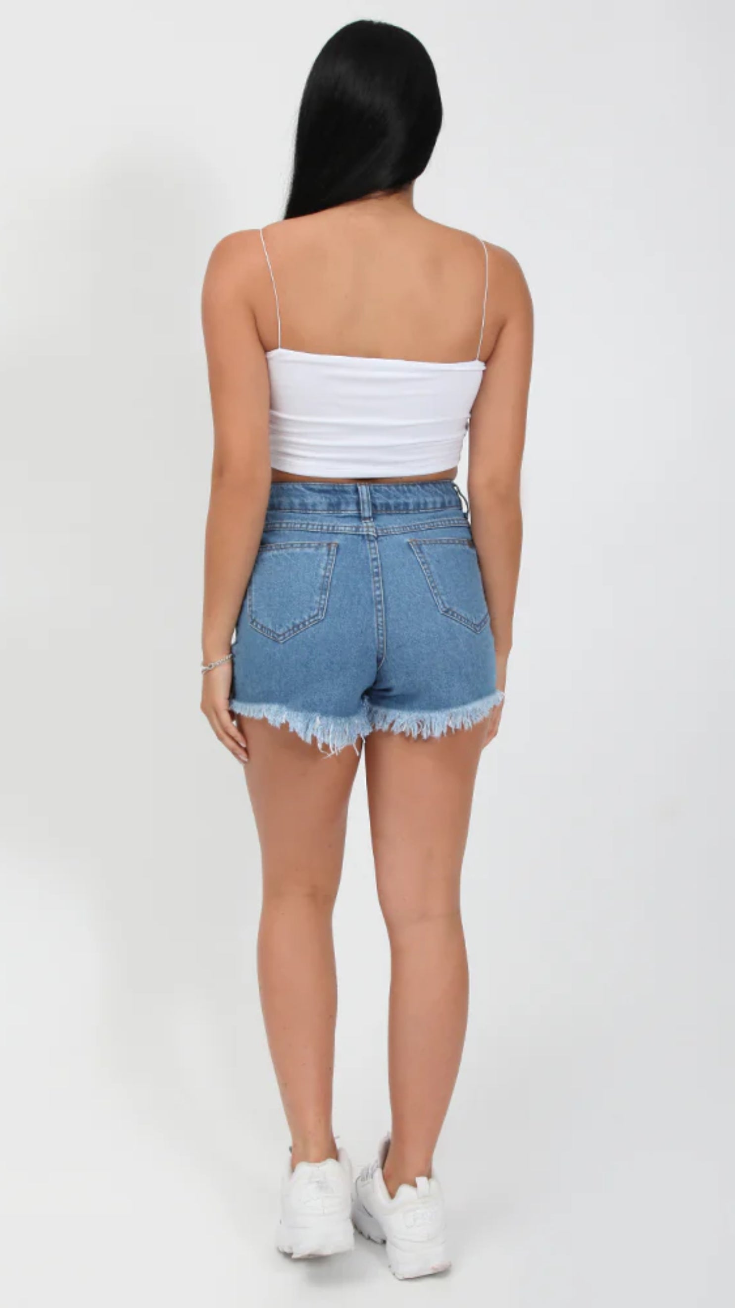 TOP HAILEY BRANCO