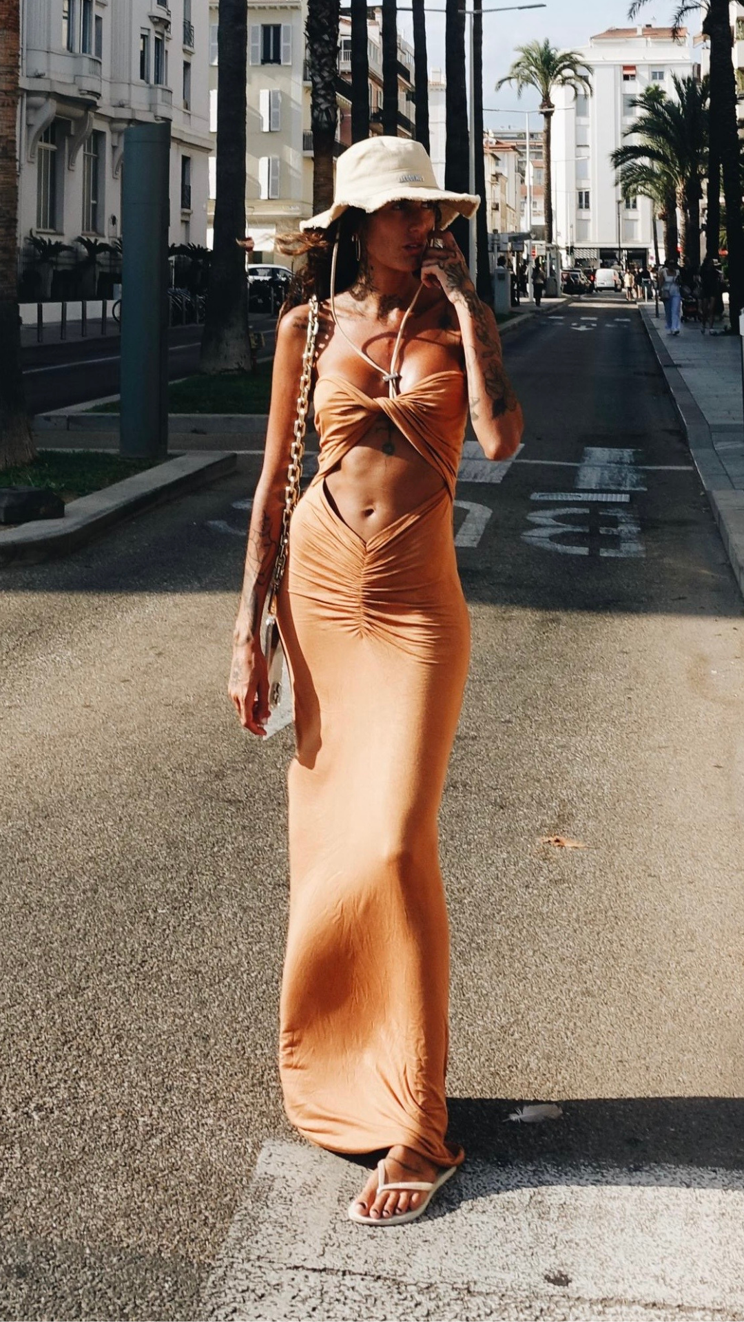 VESTIDO LONGO CANNES OCRE