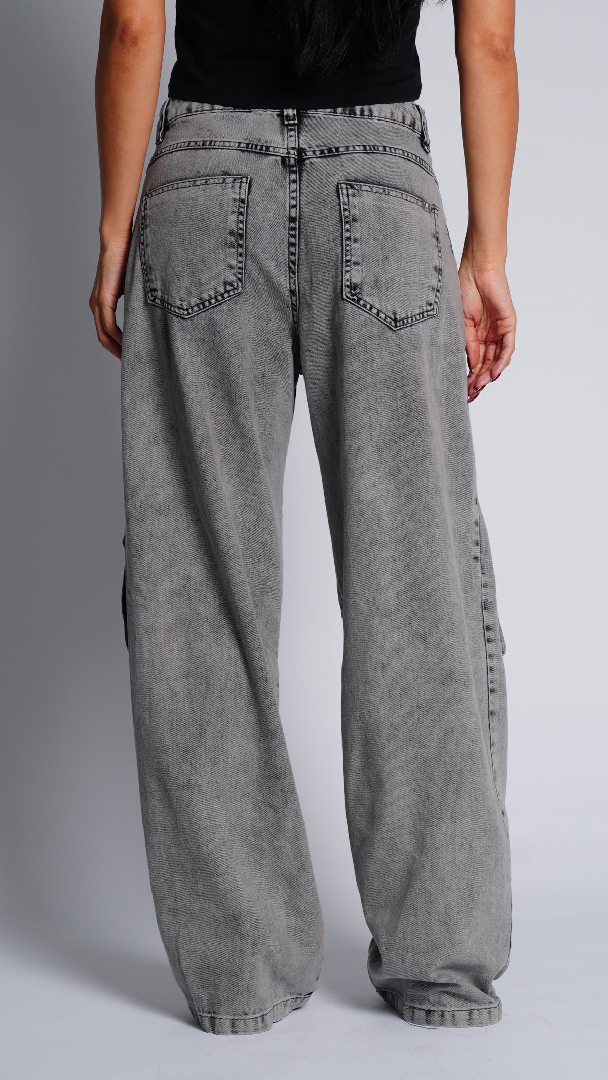 CALÇA JEANS CARGO BELT SILVER CLARA
