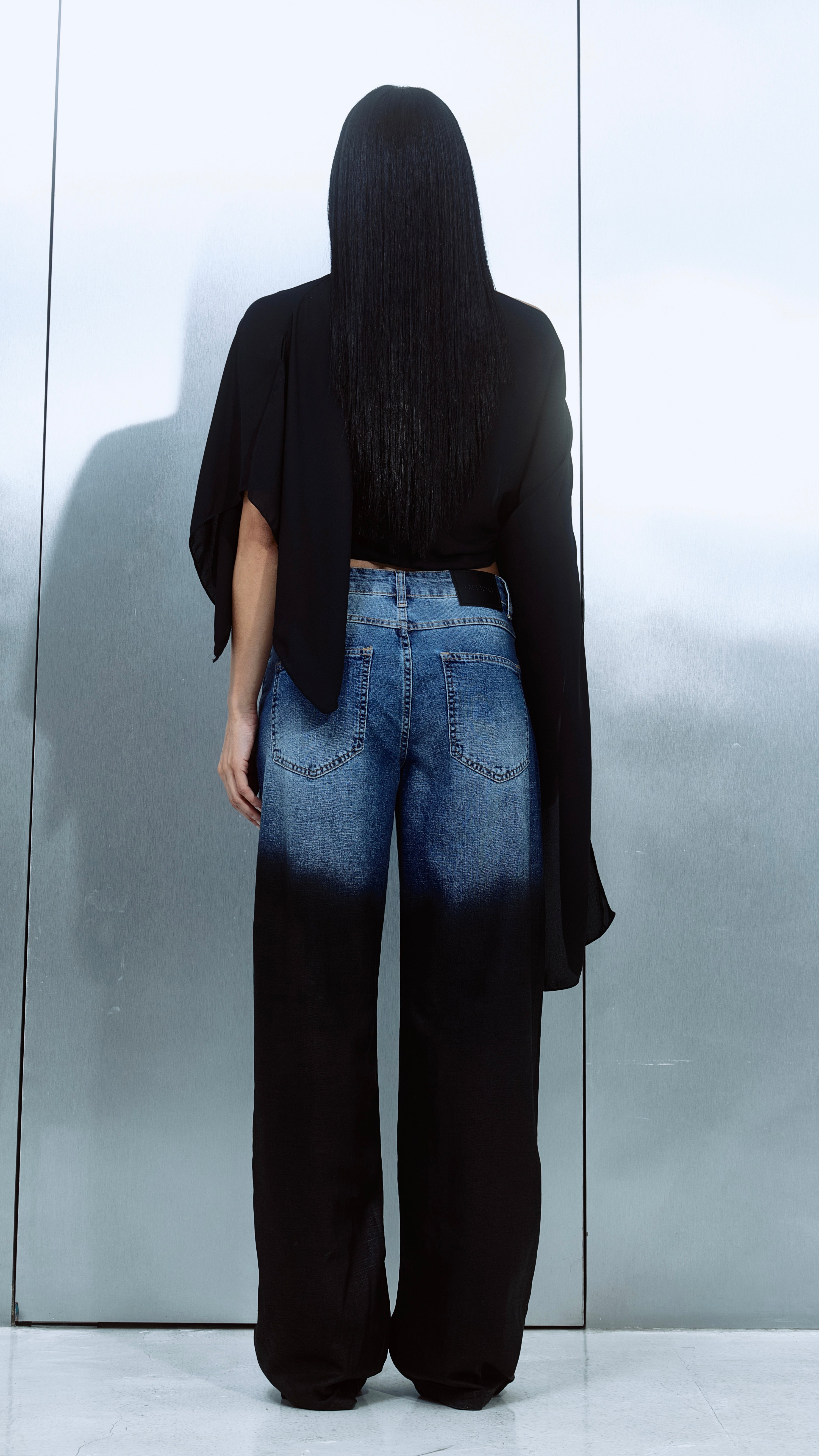 BLUSA FLUID PRETA