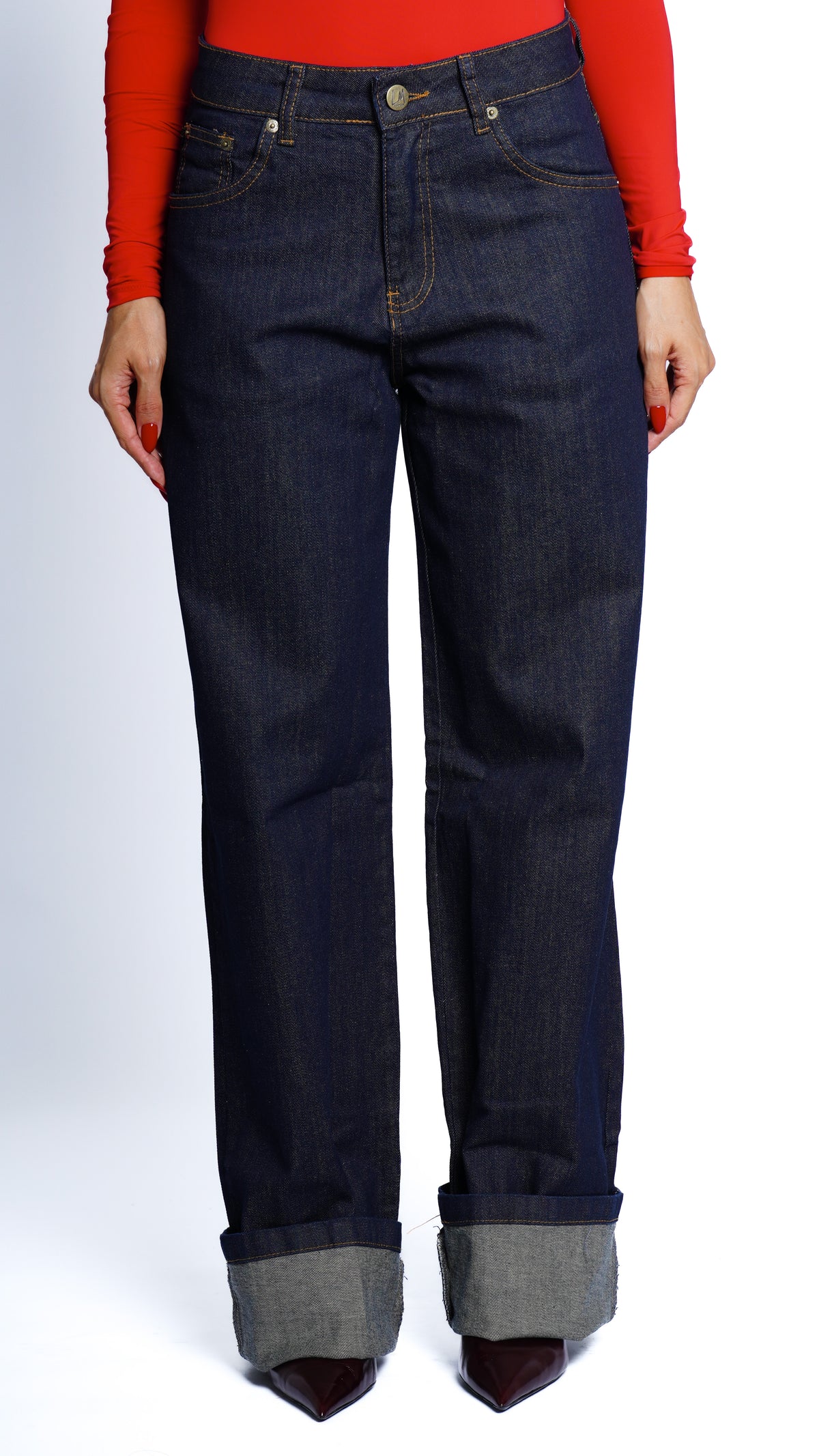 CALÇA JEANS OVERSIZED BARRA VIRADA