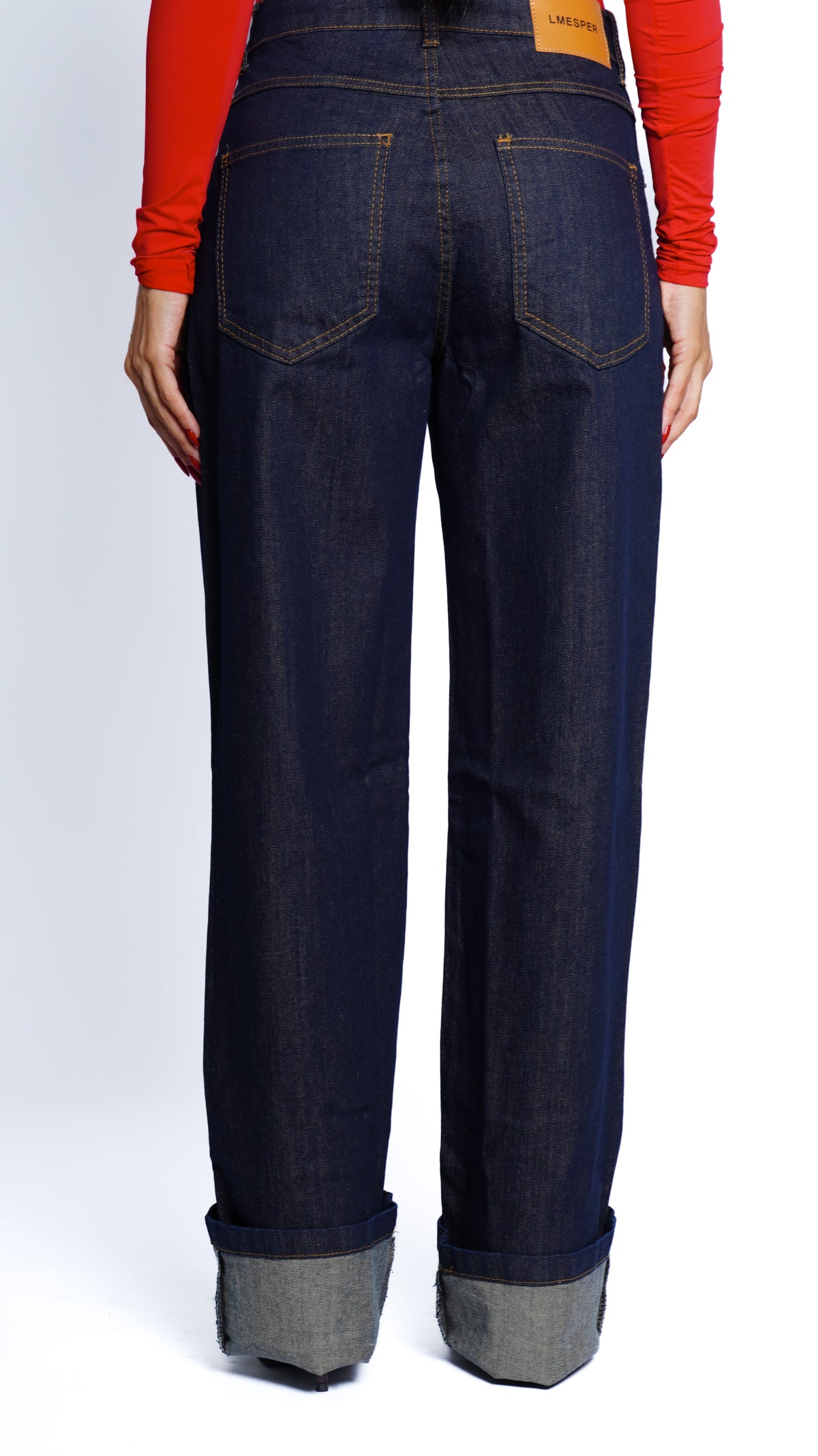 CALÇA JEANS OVERSIZED BARRA VIRADA