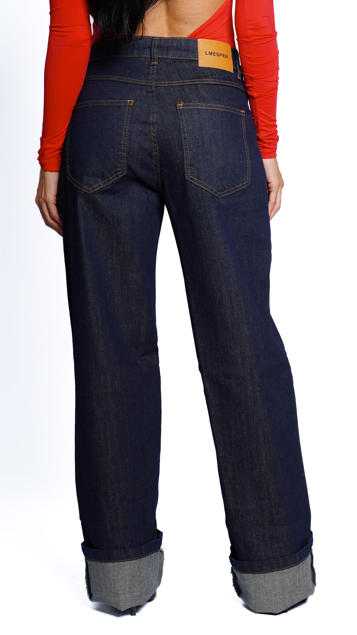 CALÇA JEANS OVERSIZED BARRA VIRADA