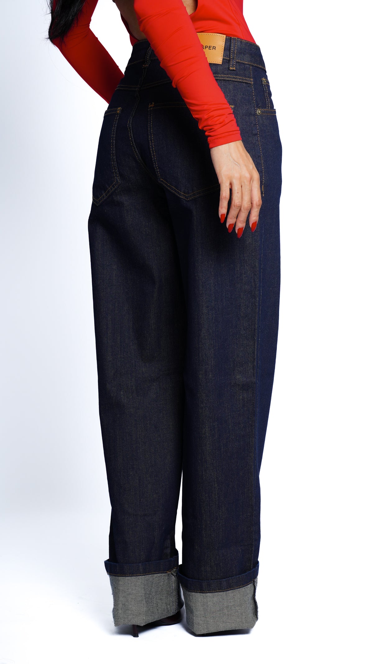 CALÇA JEANS OVERSIZED BARRA VIRADA