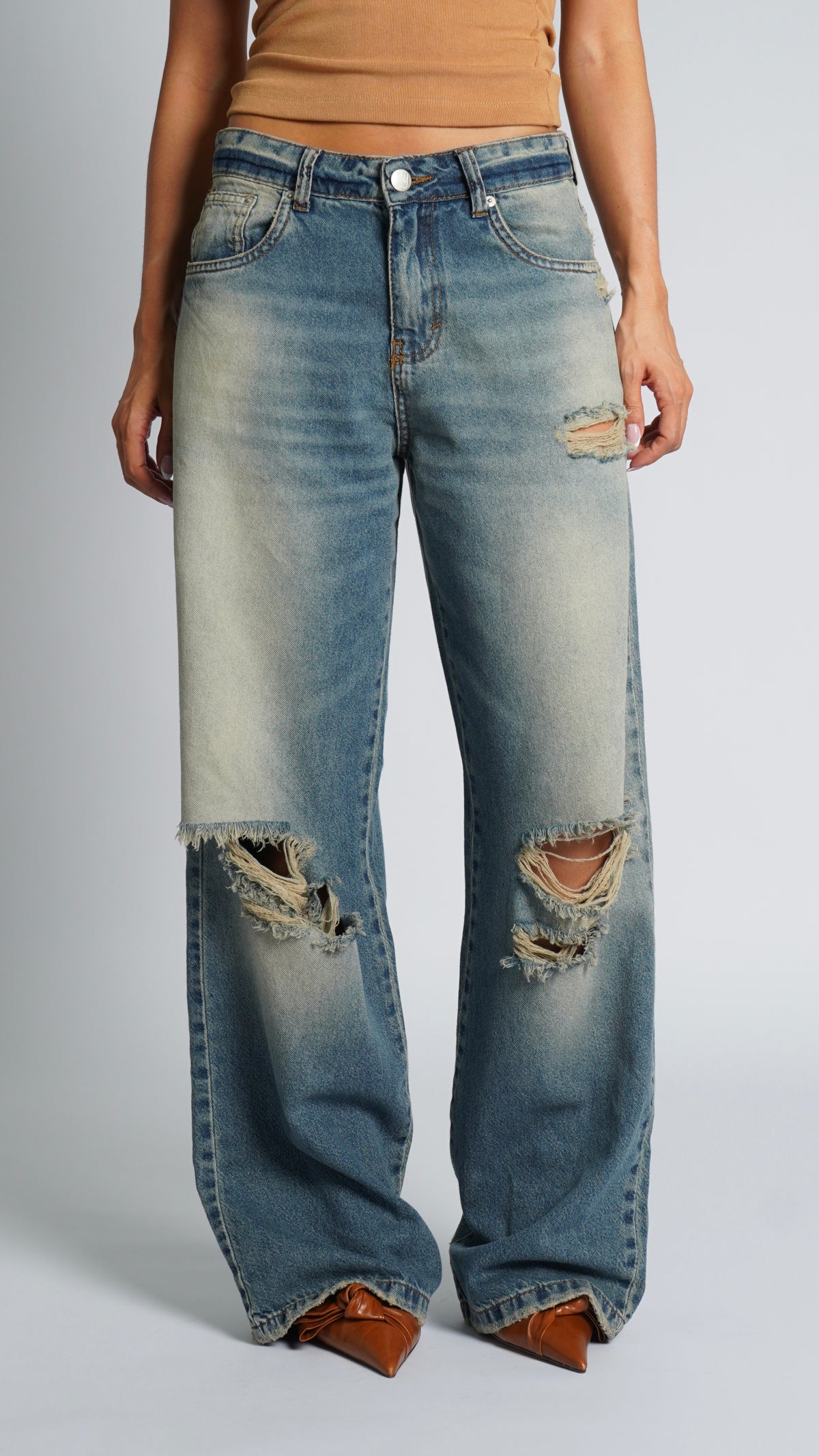 CALÇA JEANS OVERSIZED DESTROYED