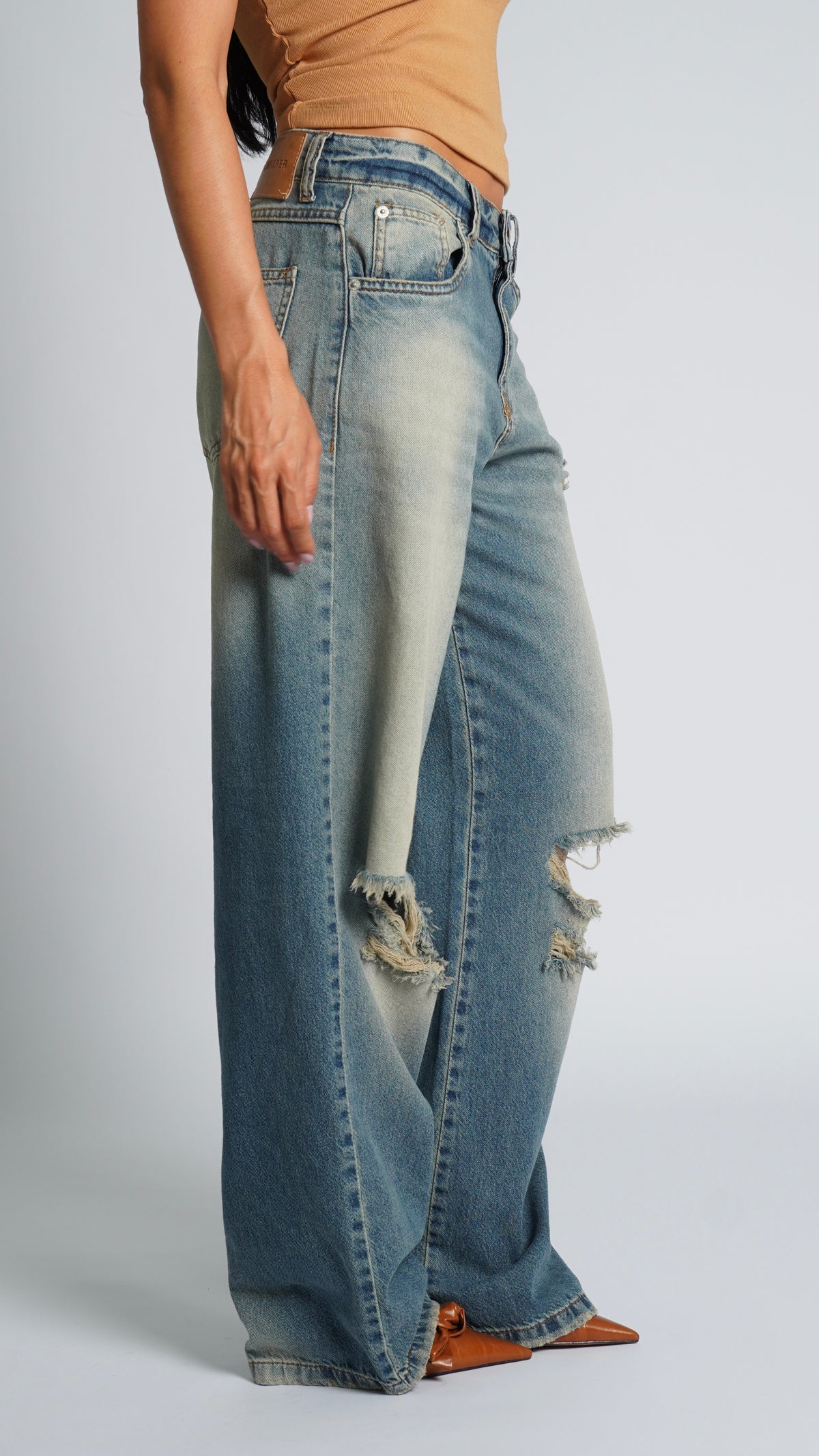 CALÇA JEANS OVERSIZED DESTROYED