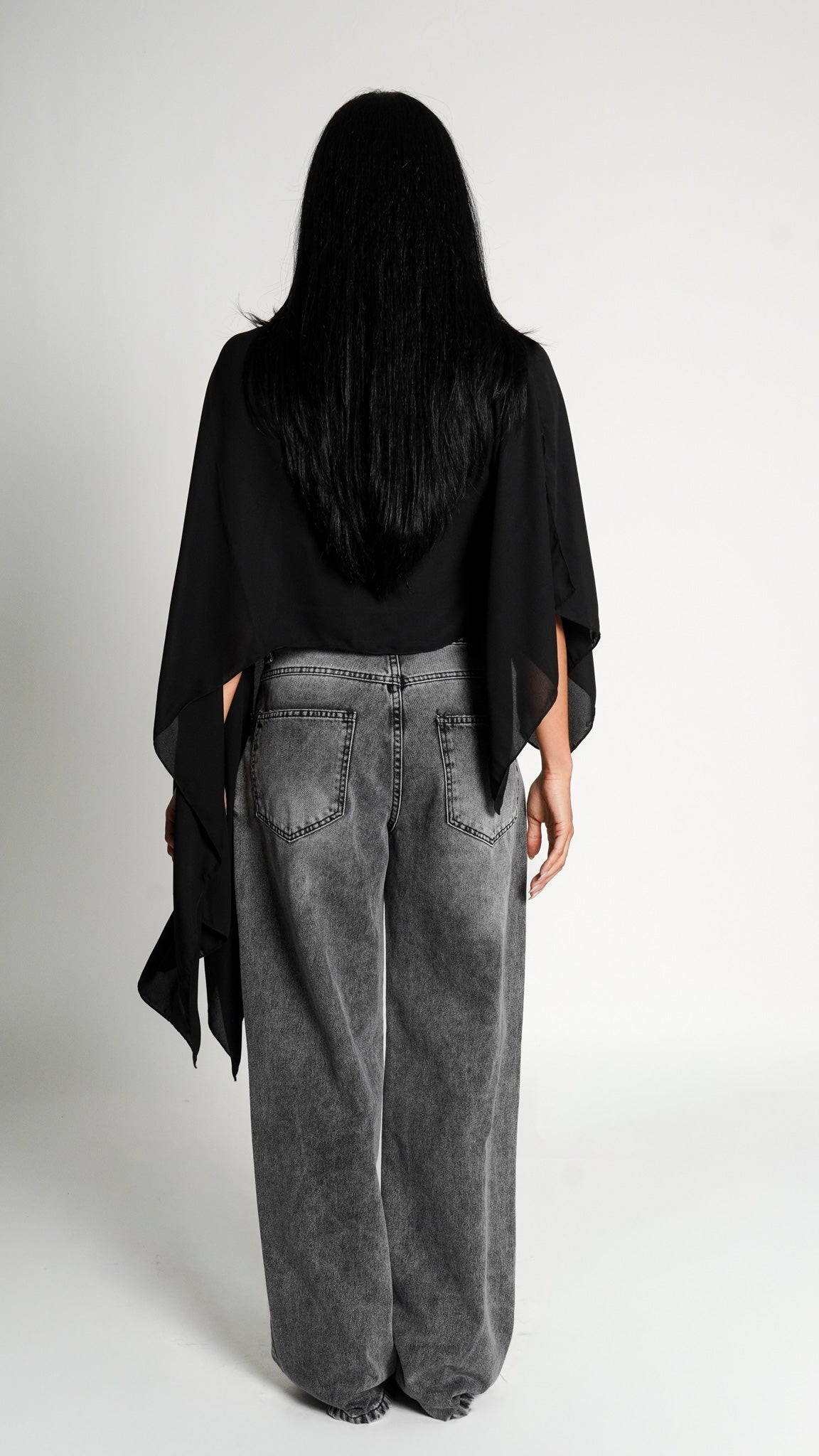 BLUSA FLUID PRETA