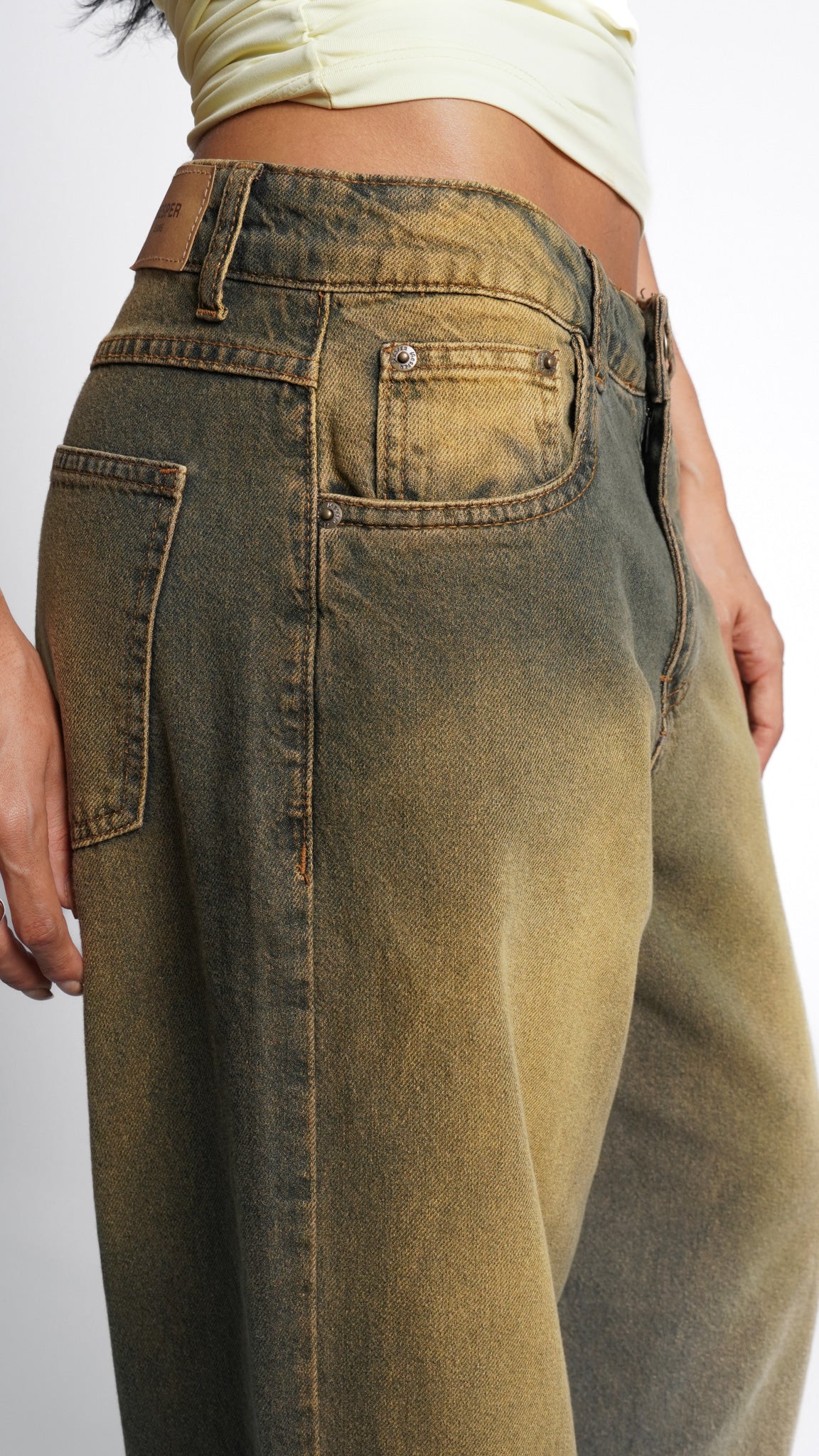CALÇA JEANS OVERSIZED BRASIL