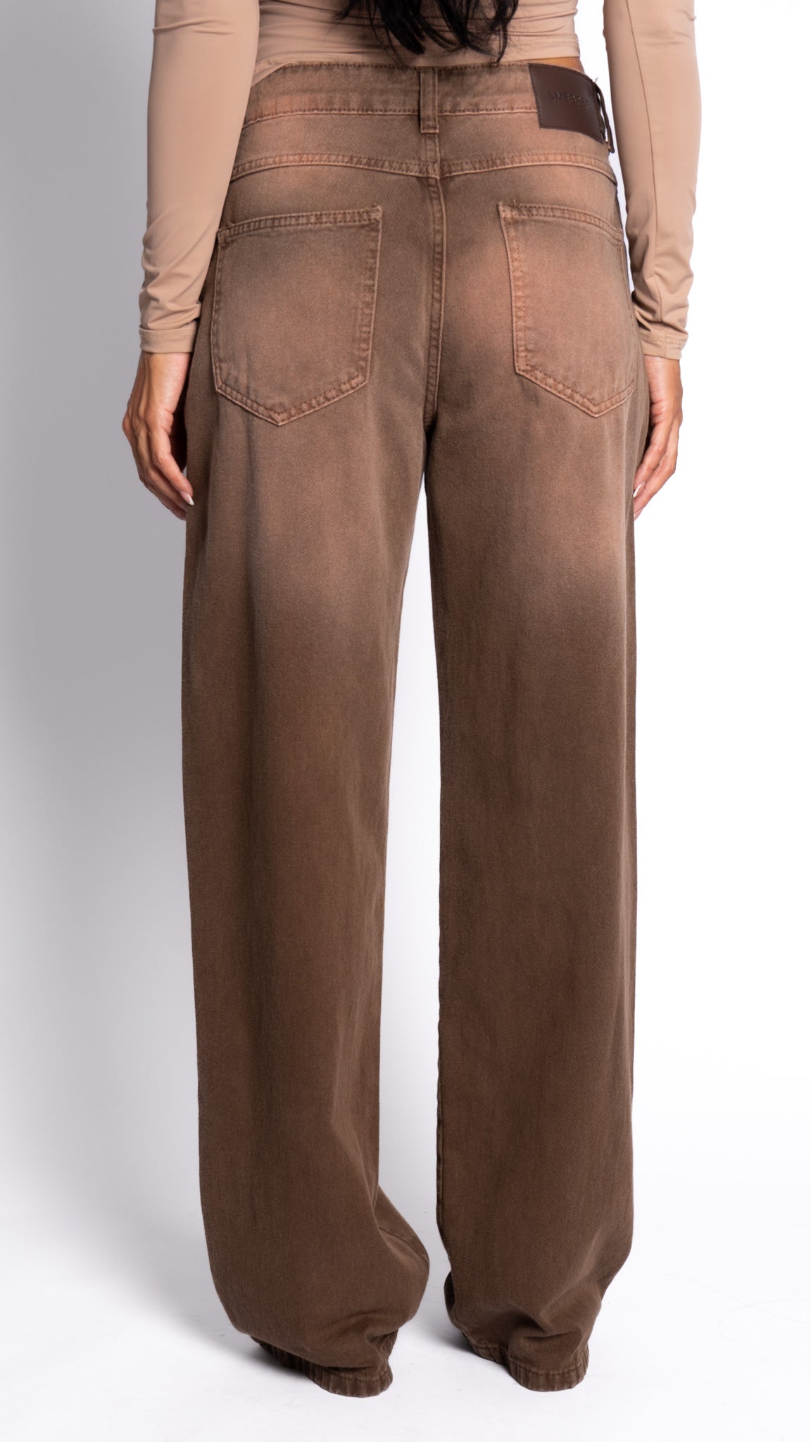 CALÇA JEANS OVERSIZED MARROM ROSE