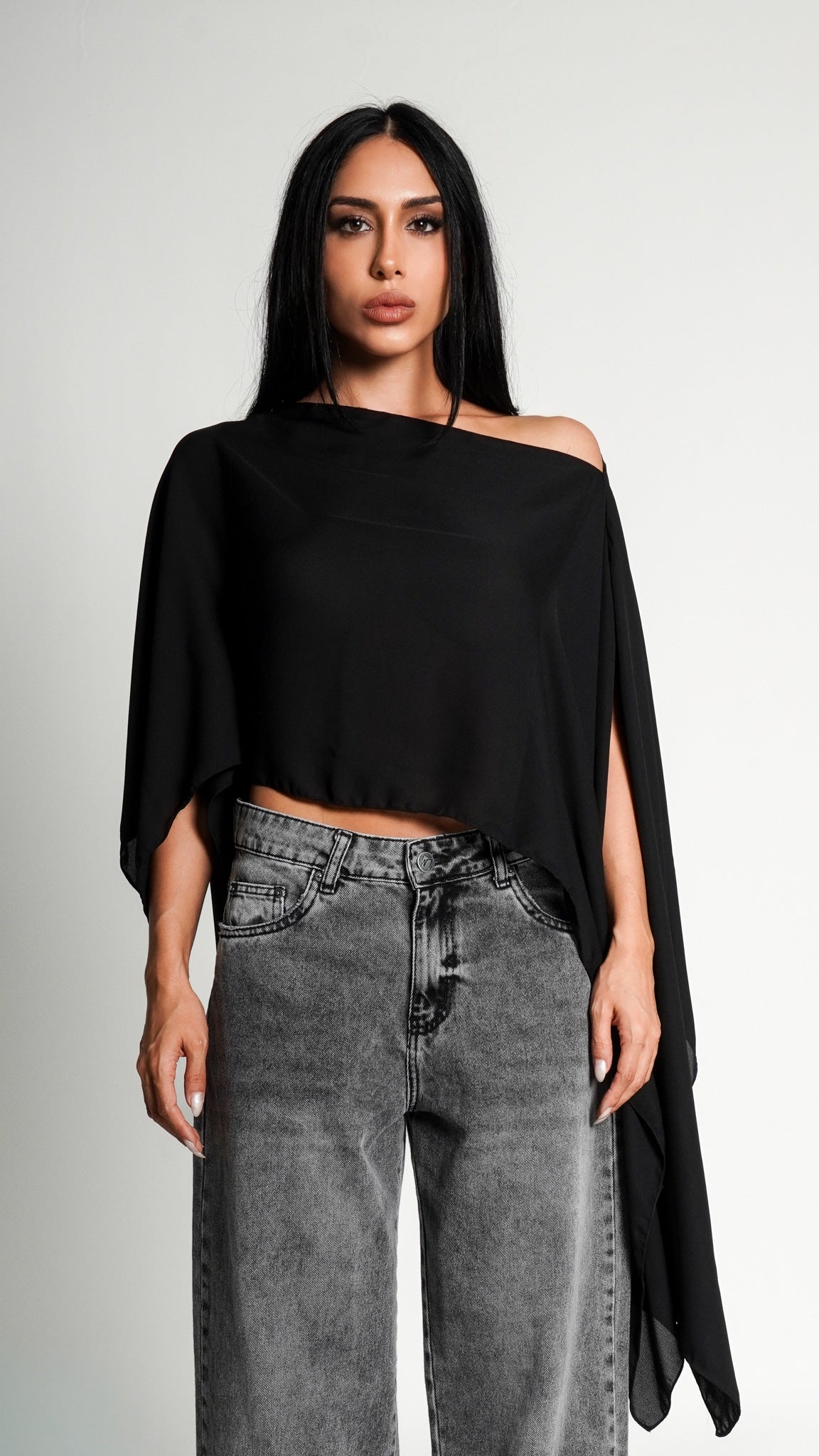 BLUSA FLUID PRETA