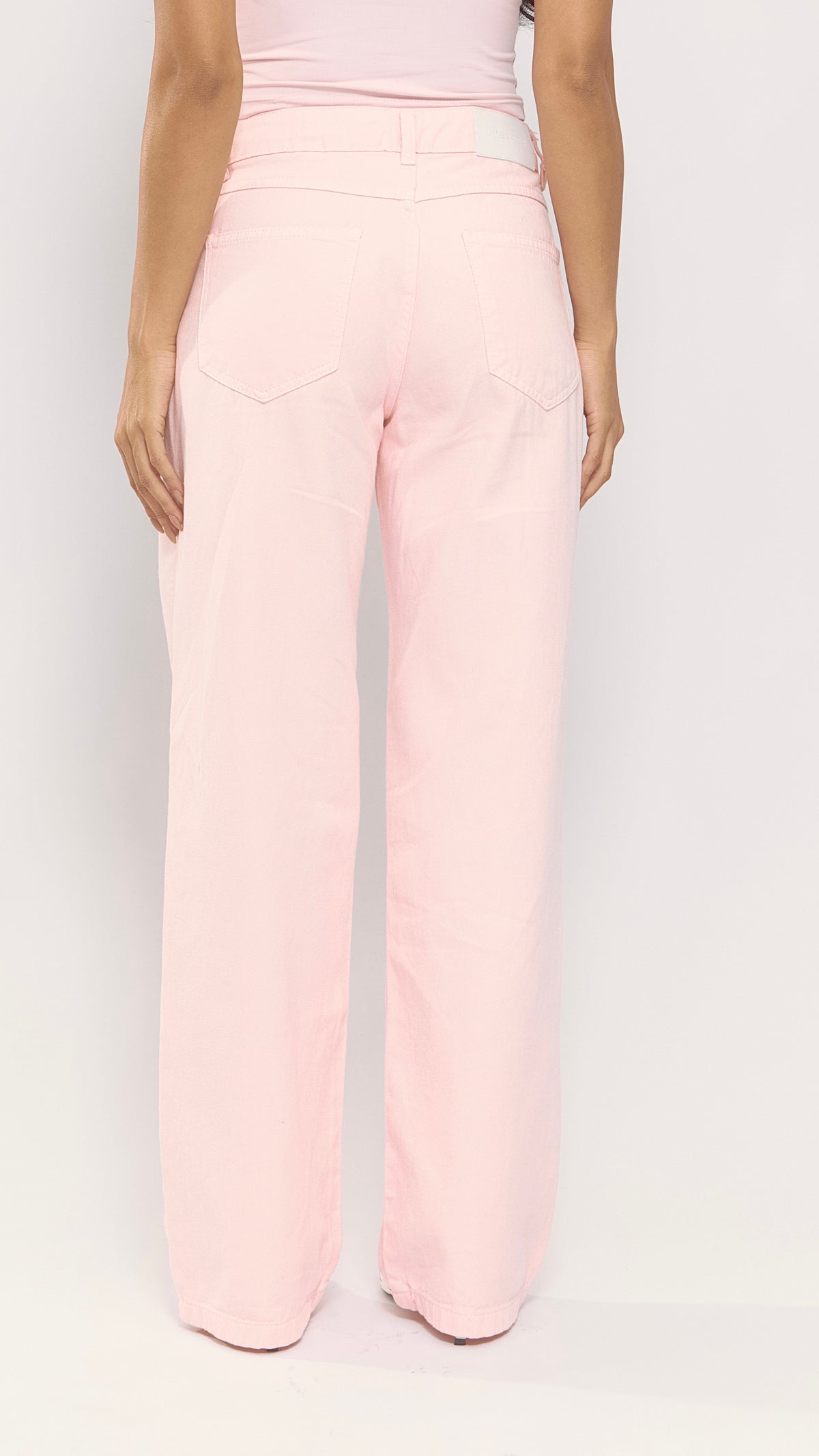 CALÇA JEANS OVERSIZED ROSA CLARO