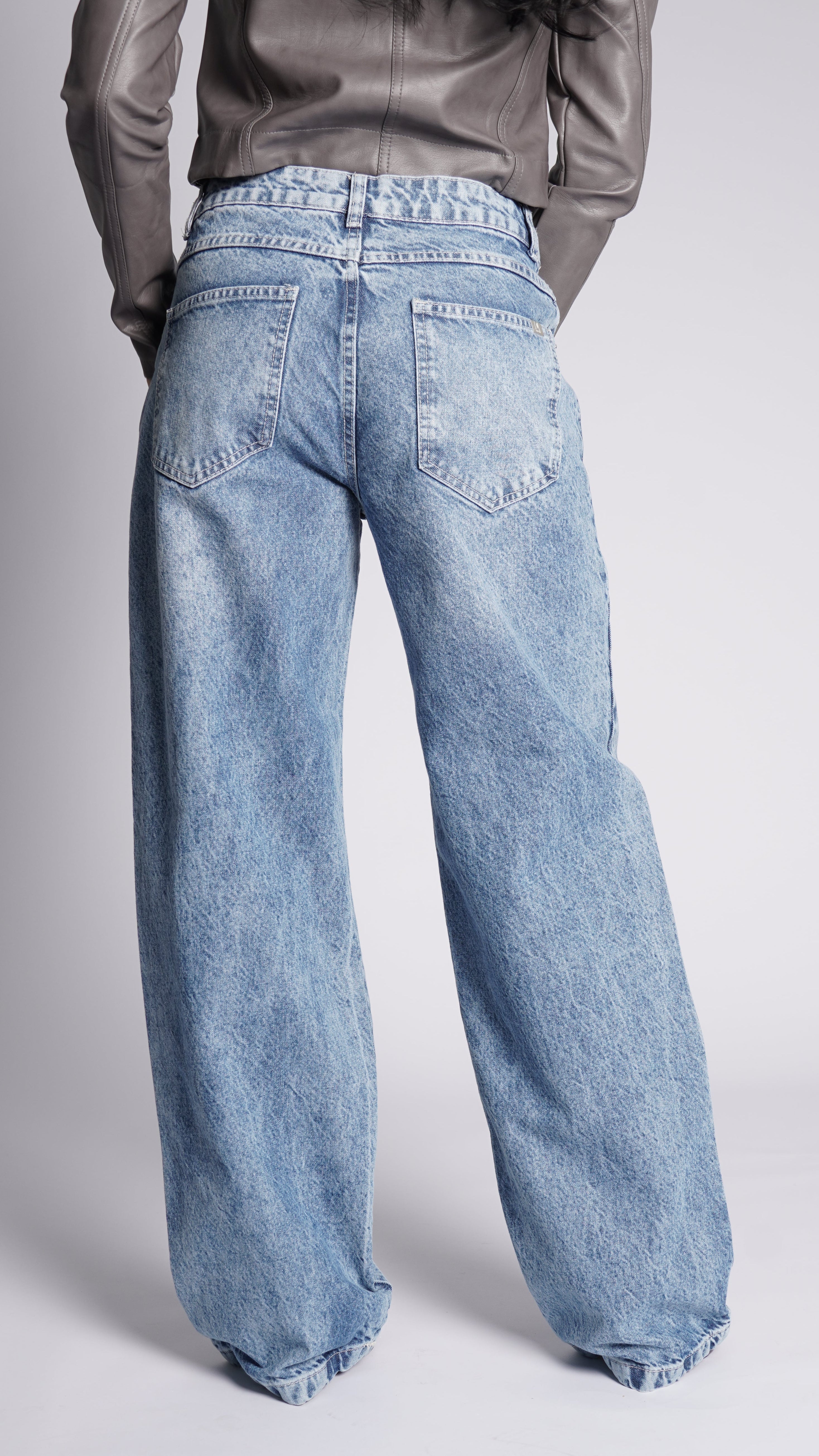 CALÇA JEANS OVERSIZED MARBLE