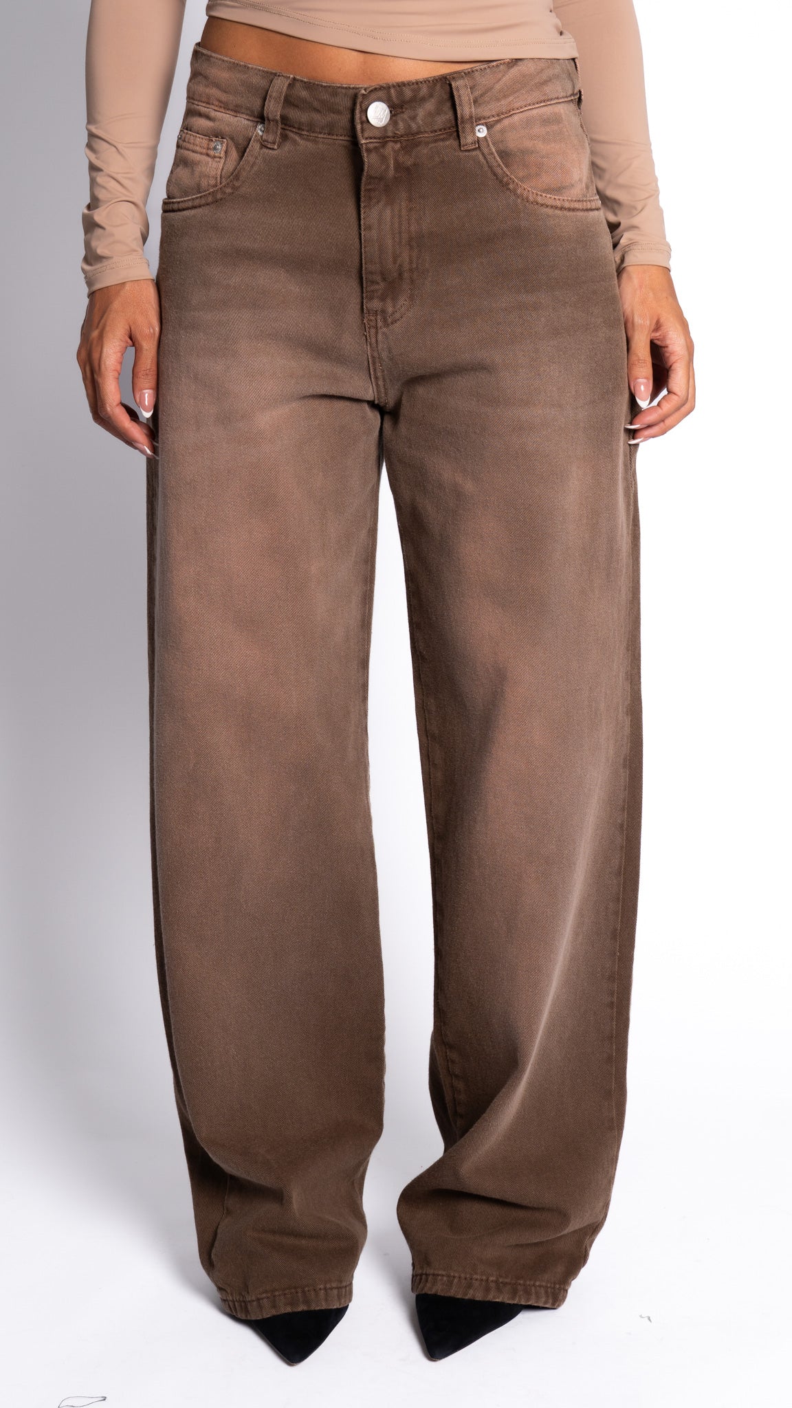 CALÇA JEANS OVERSIZED MARROM ROSE