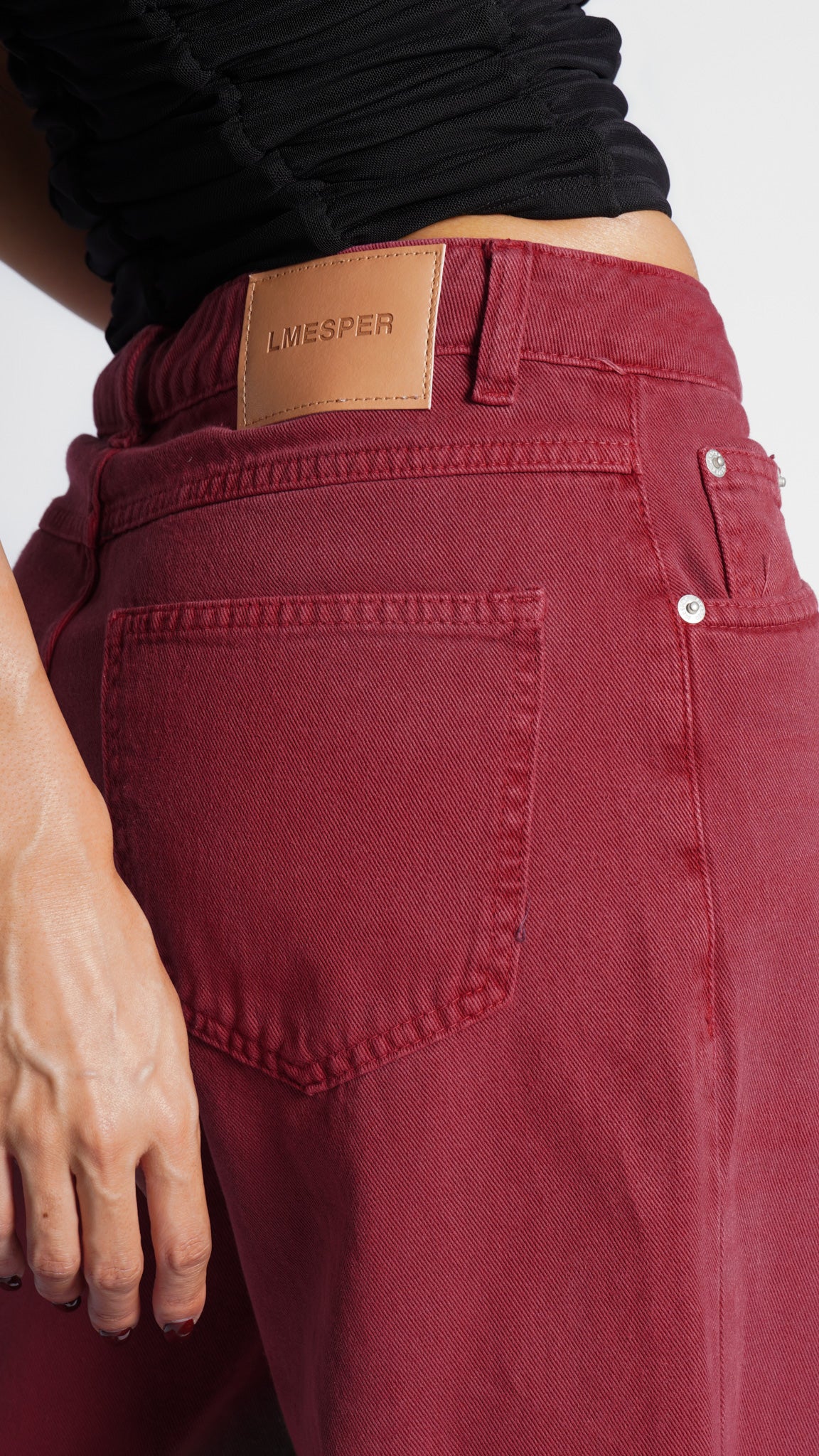 CALÇA JEANS OVERSIZED STRAWBERRY
